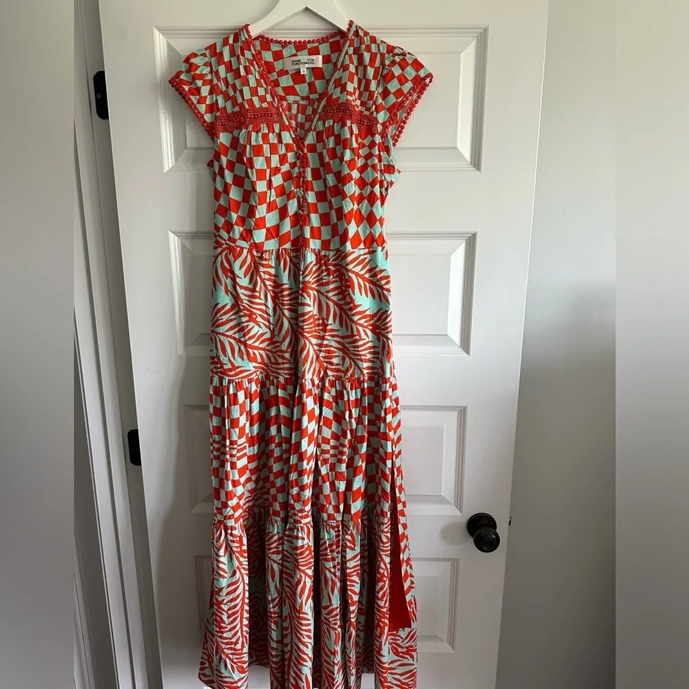DIANE VON FURSTENBERG Sinead Belted Printed Crochet-Trimmed Poplin Midi Dress - Picture 10 of 11